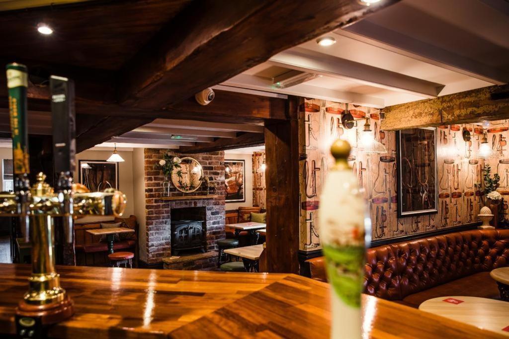 The Black Horse Inn Гейнсборо Экстерьер фото