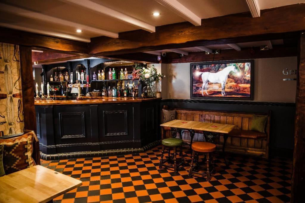 The Black Horse Inn Гейнсборо Экстерьер фото